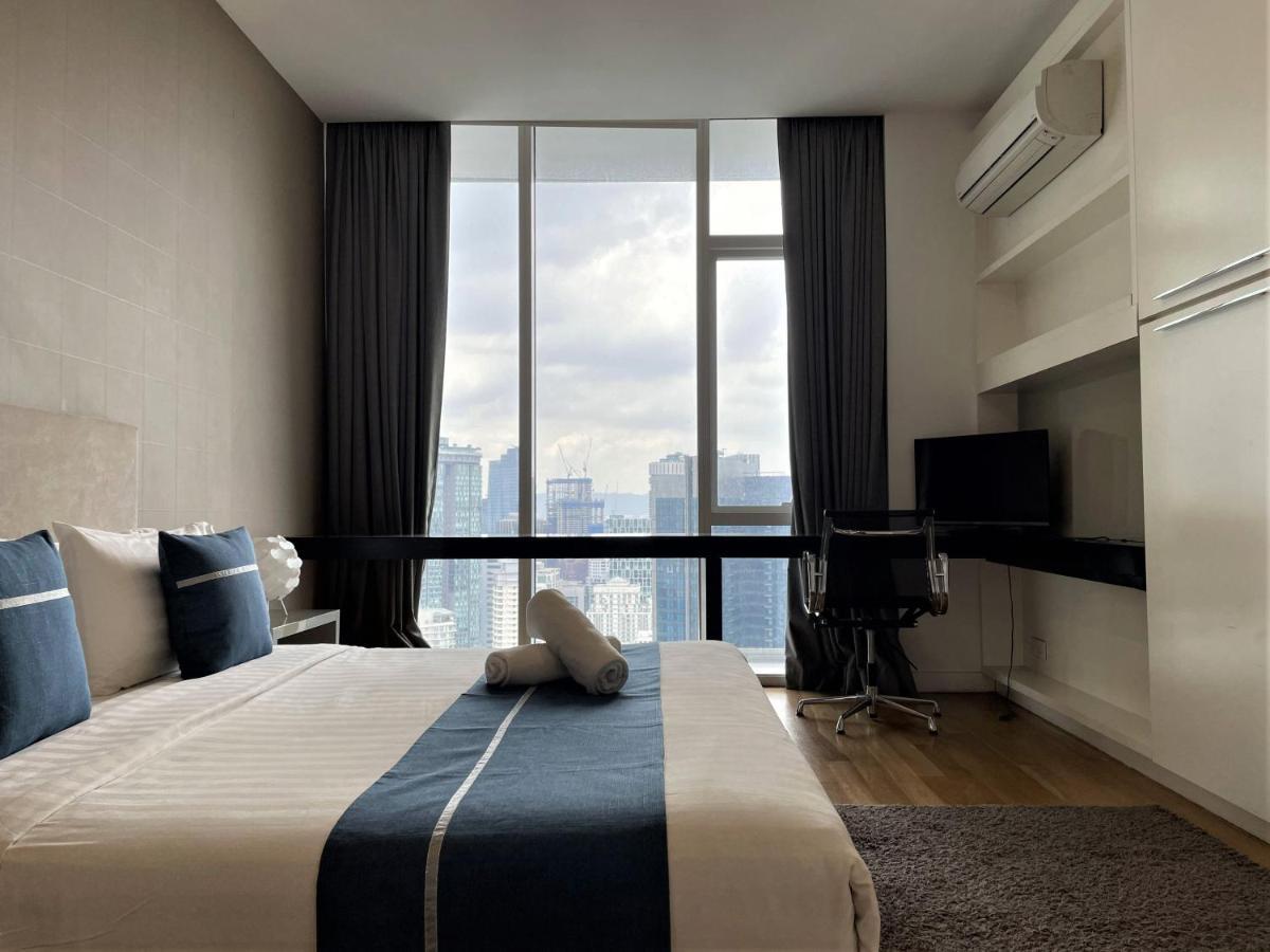 The Platinum Klcc Kuala Lumpur Exterior photo